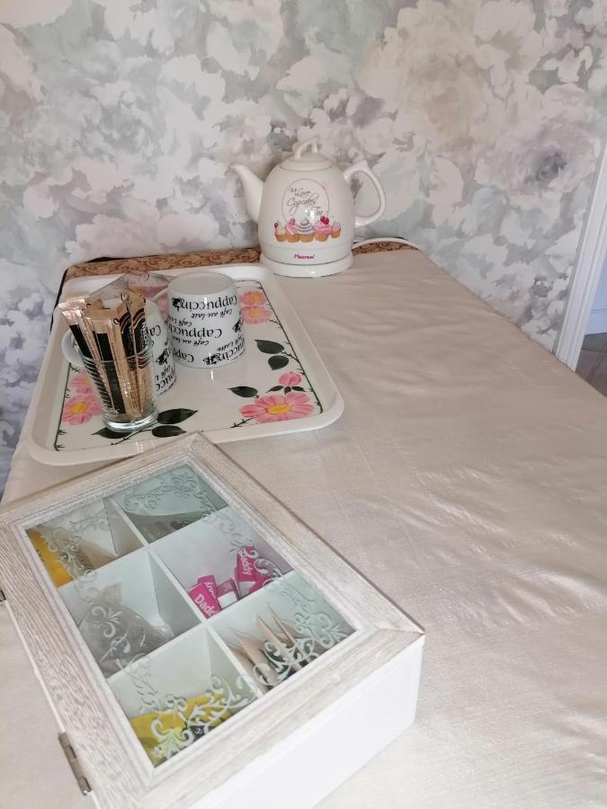 Chambre D'Hotes Esprit De Famille Landreville Esterno foto