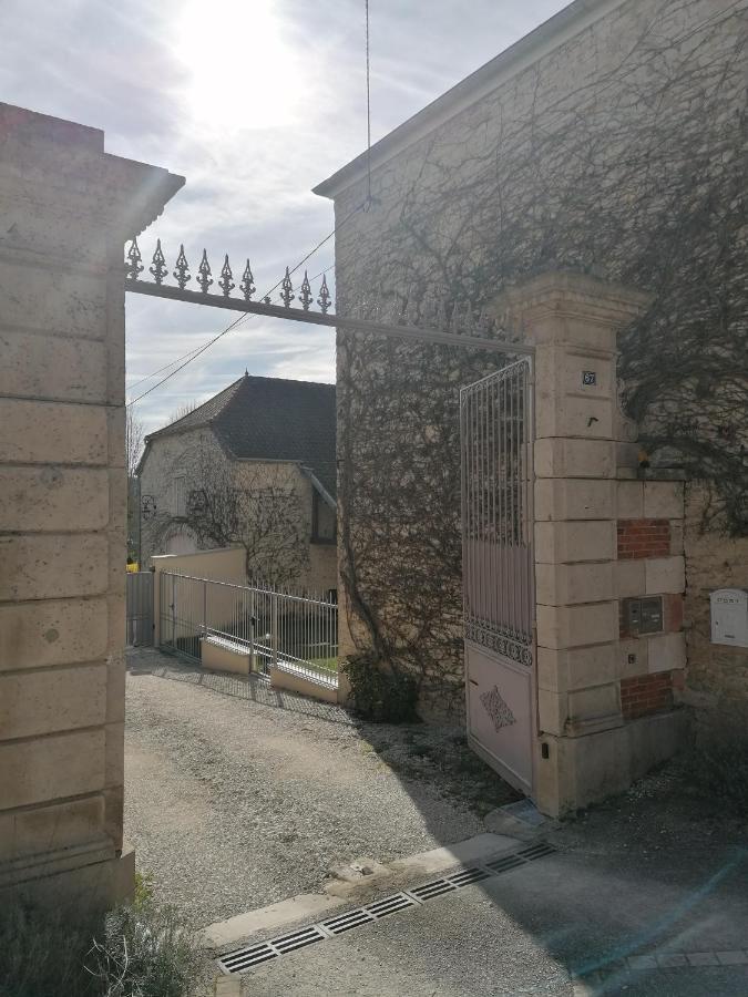 Chambre D'Hotes Esprit De Famille Landreville Esterno foto