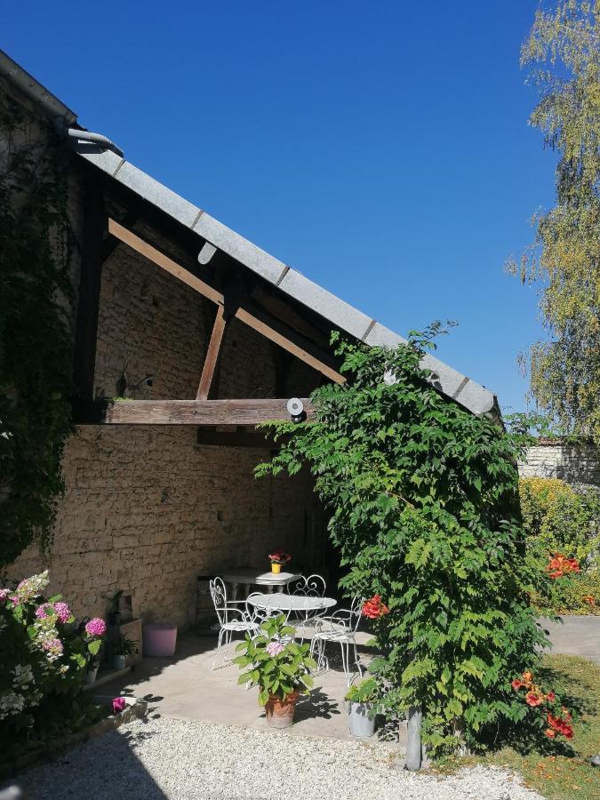 Chambre D'Hotes Esprit De Famille Landreville Esterno foto