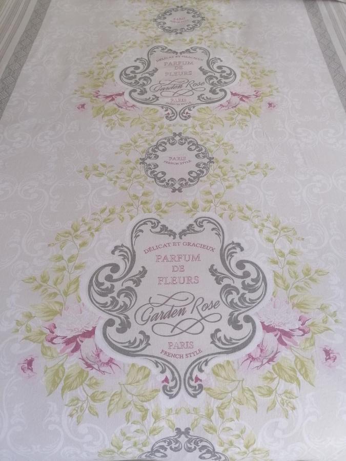 Chambre D'Hotes Esprit De Famille Landreville Esterno foto